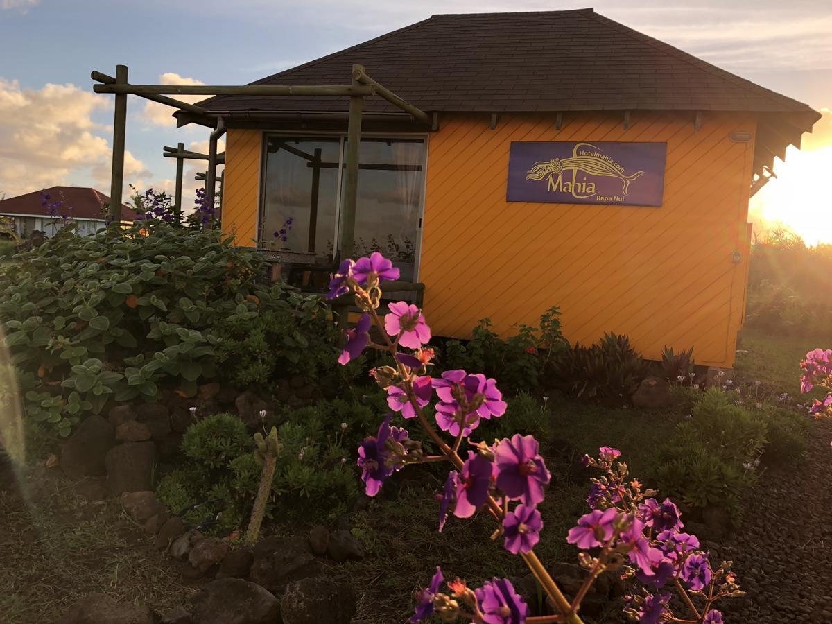 Mahia Hotel & Resto Hanga Roa Exterior photo